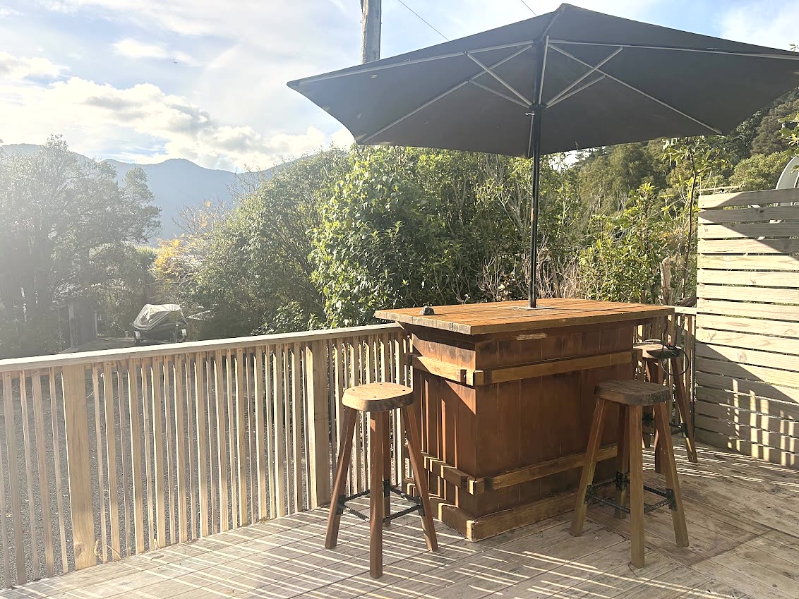 Outdoor deck bar